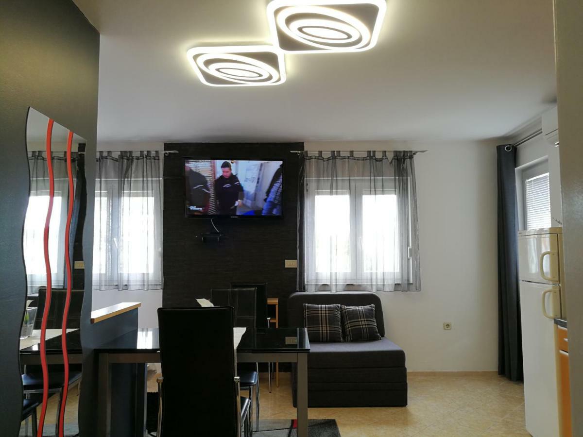 Palladium City Center Apartments Makarska Eksteriør billede