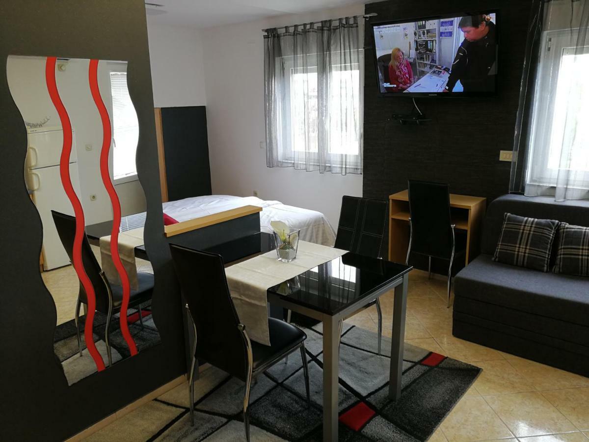 Palladium City Center Apartments Makarska Eksteriør billede